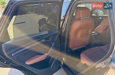 Внедорожник / Кроссовер Audi Q5 2023 в 