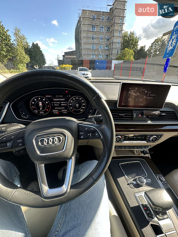 Внедорожник / Кроссовер Audi Q5 2018 в Львове
