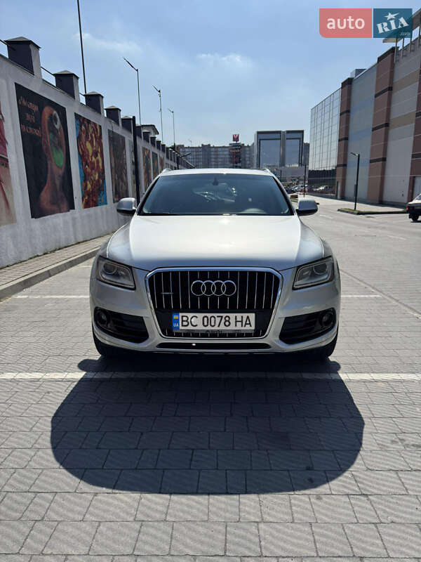 Внедорожник / Кроссовер Audi Q5 2012 в 