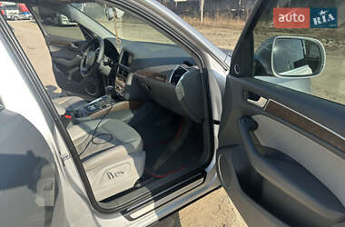 Внедорожник / Кроссовер Audi Q5 2012 в 