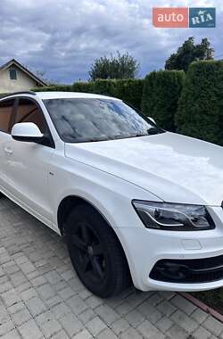 Внедорожник / Кроссовер Audi Q5 2009 в 