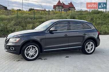 Внедорожник / Кроссовер Audi Q5 2016 в 