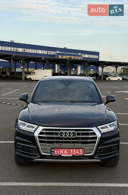 Внедорожник / Кроссовер Audi Q5 2019 в 