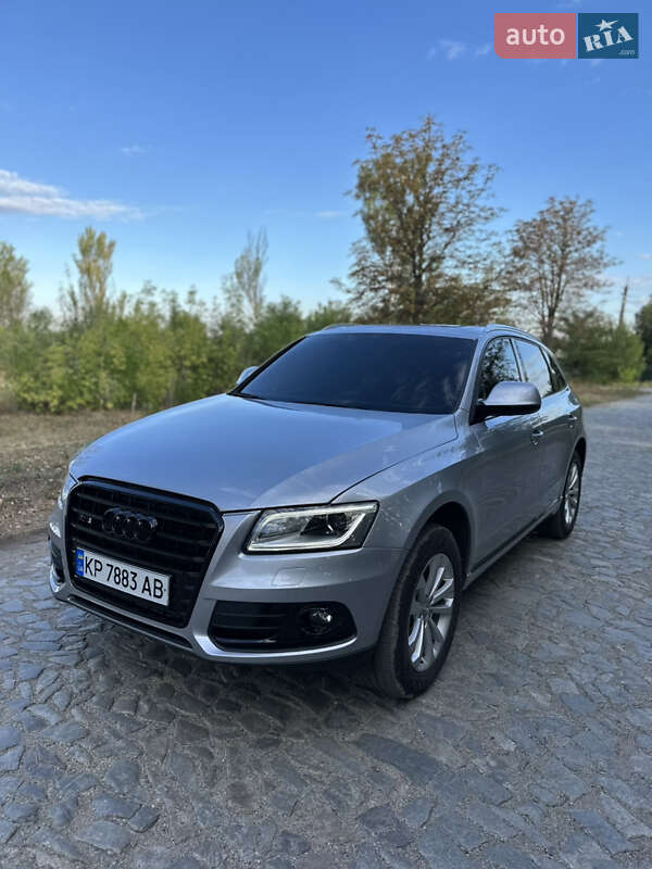 Позашляховик / Кросовер Audi Q5 2016 в Запоріжжі