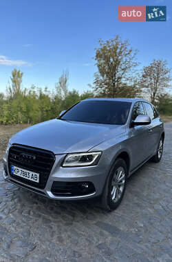 Внедорожник / Кроссовер Audi Q5 2016 в 