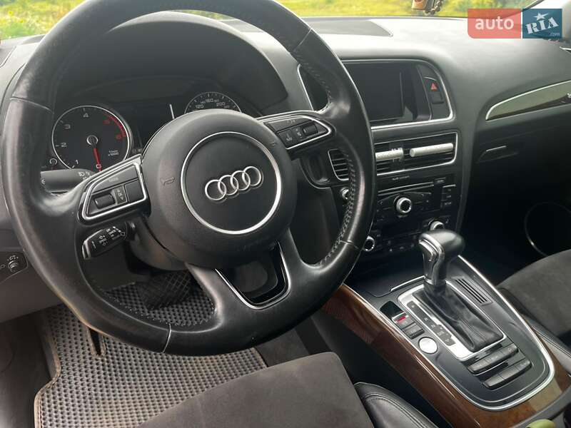 Внедорожник / Кроссовер Audi Q5 2016 в Киеве