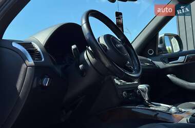 Внедорожник / Кроссовер Audi Q5 2015 в 