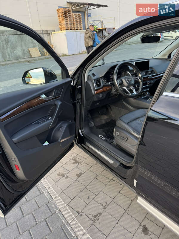 Внедорожник / Кроссовер Audi Q5 2016 в Львове