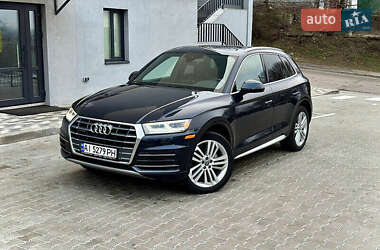 Внедорожник / Кроссовер Audi Q5 2018 в 