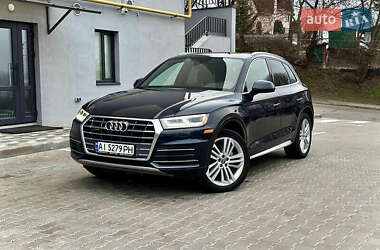 Внедорожник / Кроссовер Audi Q5 2018 в 
