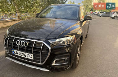 Внедорожник / Кроссовер Audi Q5 2024 в 