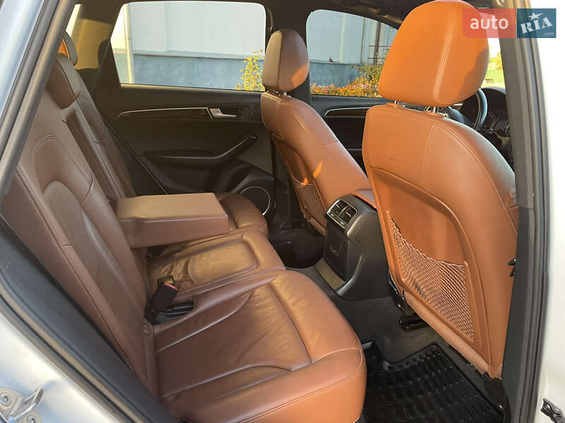 Внедорожник / Кроссовер Audi Q5 2011 в Коростене фото 2 Внедорожник / Кроссовер Audi Q5 2011 в Коростене