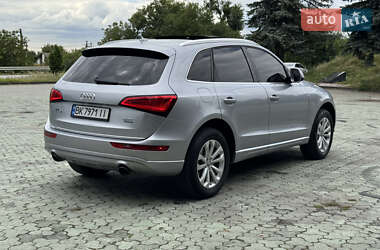 Внедорожник / Кроссовер Audi Q5 2015 в 