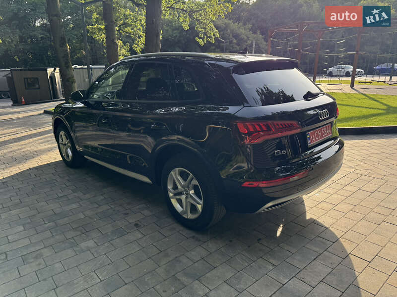Внедорожник / Кроссовер Audi Q5 2018 в Львове