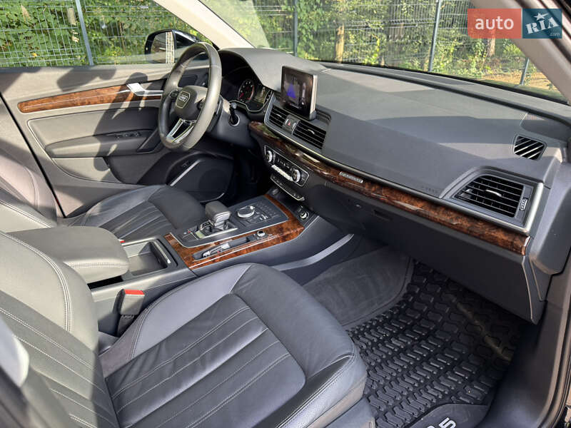 Внедорожник / Кроссовер Audi Q5 2018 в Львове