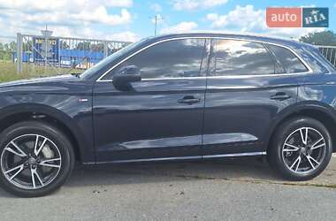 Внедорожник / Кроссовер Audi Q5 2020 в 