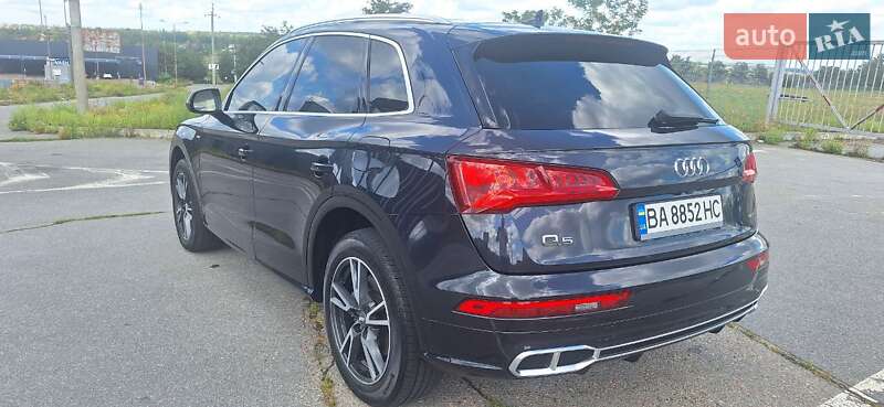 Внедорожник / Кроссовер Audi Q5 2020 в Харькове