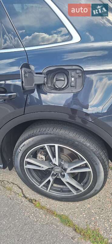 Внедорожник / Кроссовер Audi Q5 2020 в Харькове