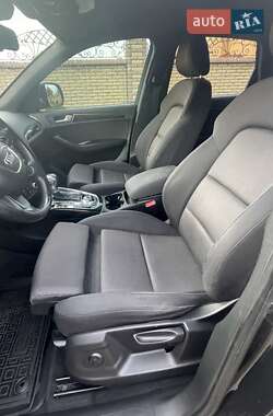 Внедорожник / Кроссовер Audi Q5 2013 в 