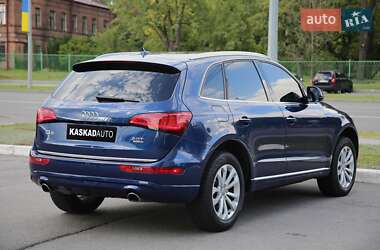 Внедорожник / Кроссовер Audi Q5 2015 в 