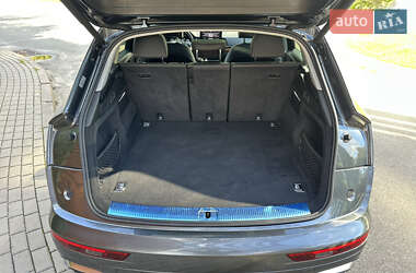 Внедорожник / Кроссовер Audi Q5 2020 в 
