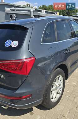 Внедорожник / Кроссовер Audi Q5 2011 в 