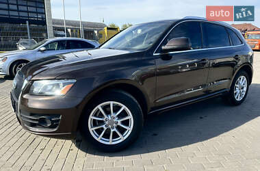 Внедорожник / Кроссовер Audi Q5 2011 в 