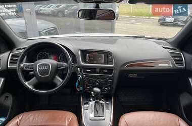 Внедорожник / Кроссовер Audi Q5 2010 в 