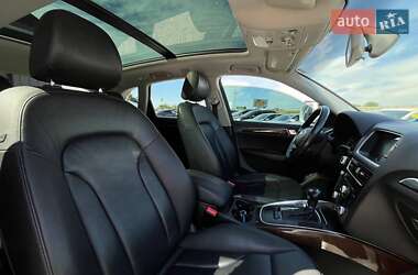 Внедорожник / Кроссовер Audi Q5 2016 в 