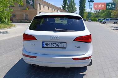 Внедорожник / Кроссовер Audi Q5 2012 в 
