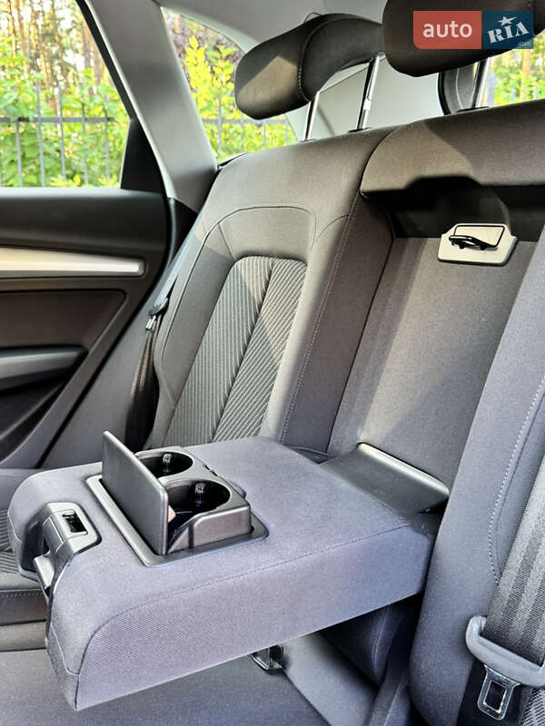 Внедорожник / Кроссовер Audi Q5 2021 в Киеве фото 24 Внедорожник / Кроссовер Audi Q5 2021 в Киеве