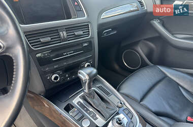 Внедорожник / Кроссовер Audi Q5 2016 в 