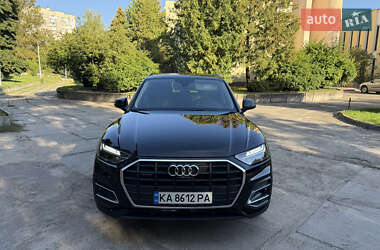 Внедорожник / Кроссовер Audi Q5 2022 в 