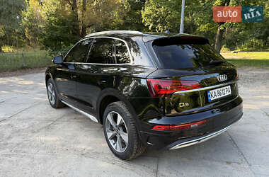 Внедорожник / Кроссовер Audi Q5 2022 в 