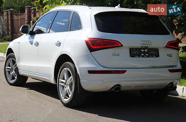 Позашляховик / Кросовер Audi Q5 2015 в 