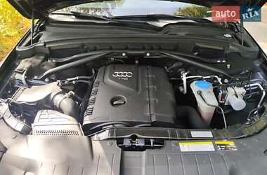 Внедорожник / Кроссовер Audi Q5 2015 в 