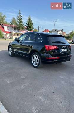 Внедорожник / Кроссовер Audi Q5 2012 в 