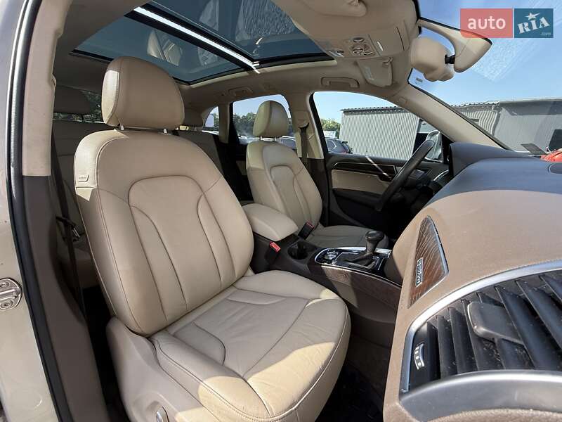 Позашляховик / Кросовер Audi Q5 2015 в Львові