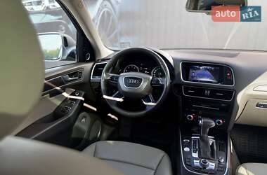 Внедорожник / Кроссовер Audi Q5 2015 в 