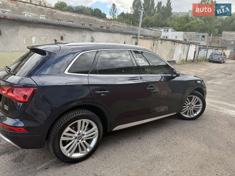Внедорожник / Кроссовер Audi Q5 2017 в Львове фото 4 Внедорожник / Кроссовер Audi Q5 2017 в Львове