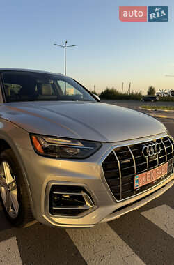 Внедорожник / Кроссовер Audi Q5 2020 в 