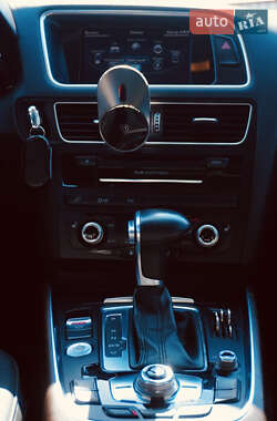 Внедорожник / Кроссовер Audi Q5 2016 в 