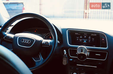 Внедорожник / Кроссовер Audi Q5 2016 в 