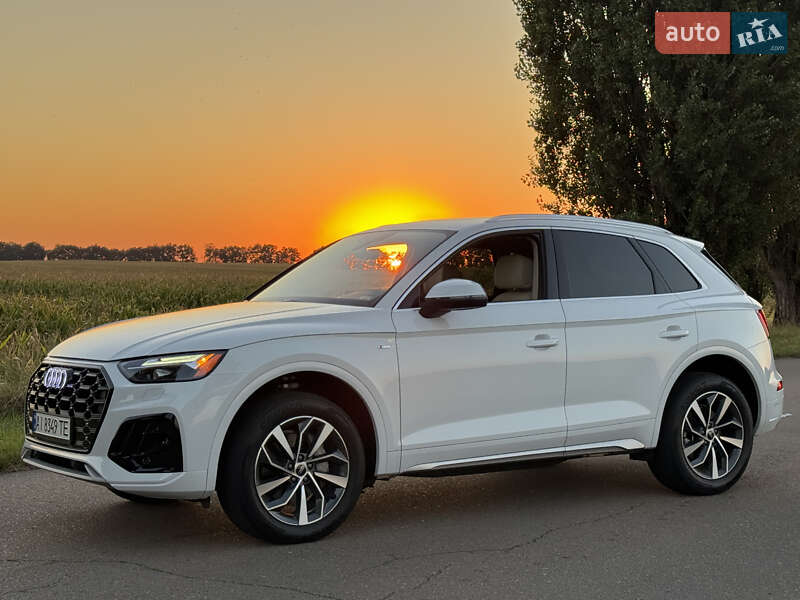 Внедорожник / Кроссовер Audi Q5 2023 в 