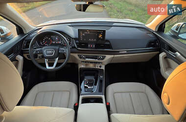 Внедорожник / Кроссовер Audi Q5 2023 в 
