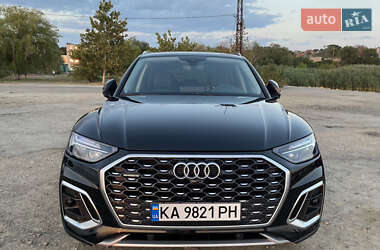 Внедорожник / Кроссовер Audi Q5 2023 в 
