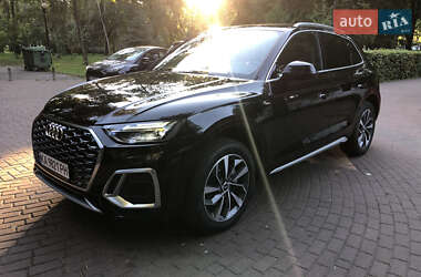 Внедорожник / Кроссовер Audi Q5 2023 в 
