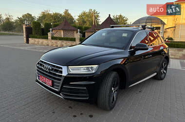 Внедорожник / Кроссовер Audi Q5 2020 в 