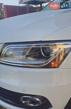Позашляховик / Кросовер Audi Q5 2014 в 