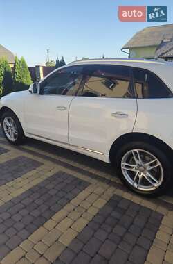 Позашляховик / Кросовер Audi Q5 2014 в 